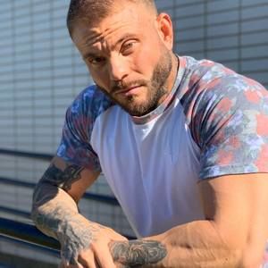 Meet your Posher, Edward